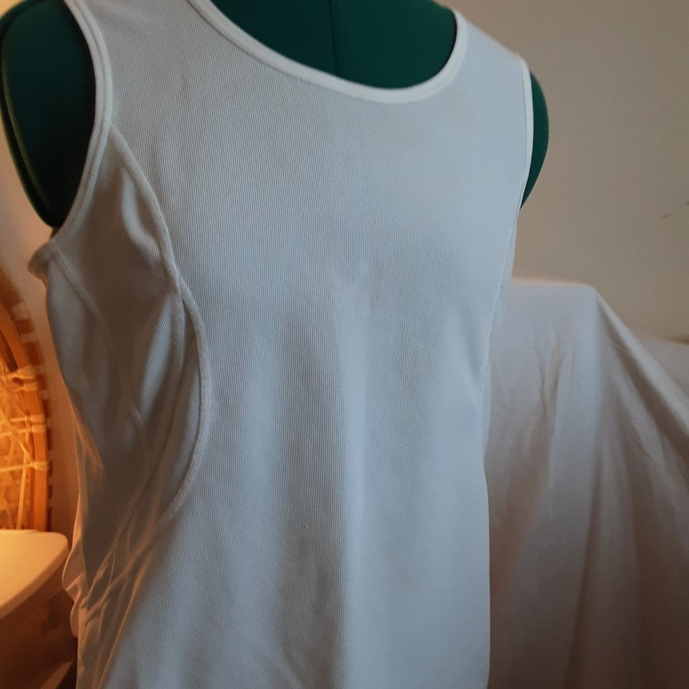 Champion cycling jersey with back pocket